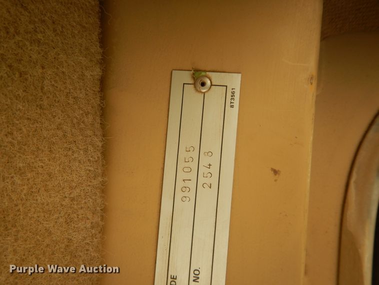 image for item DF4051 1999 Caterpillar D6M XL  dozer