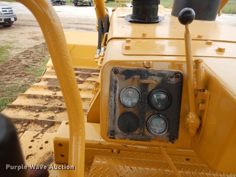 image for item DF5364 1990 Komatsu D83P  dozer