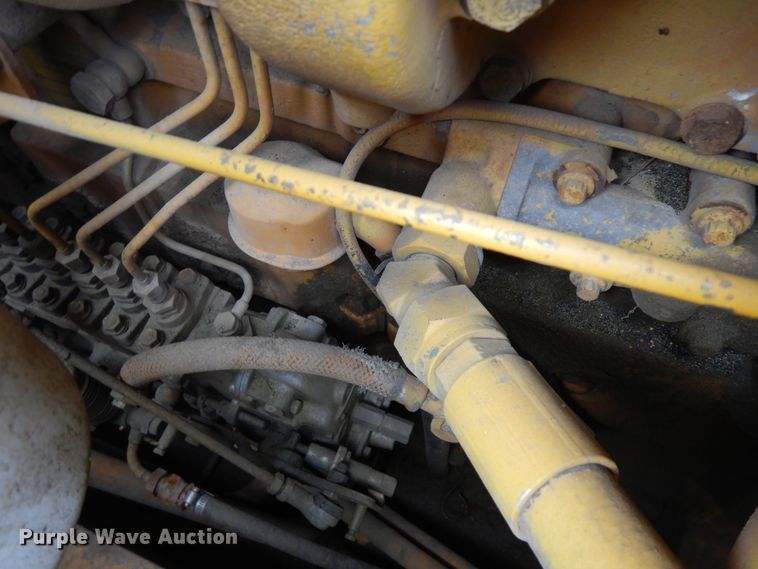 image for item DF5364 1990 Komatsu D83P  dozer