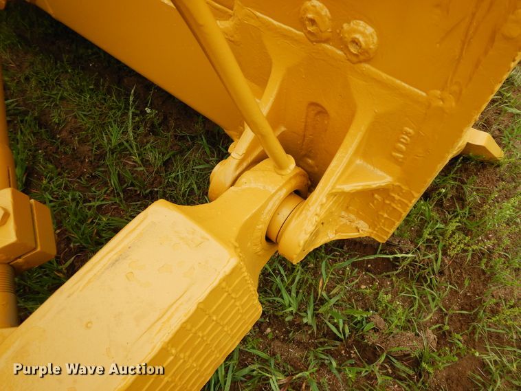 image for item DF5364 1990 Komatsu D83P  dozer