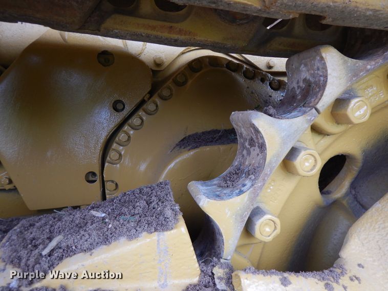 image for item DF5364 1990 Komatsu D83P  dozer