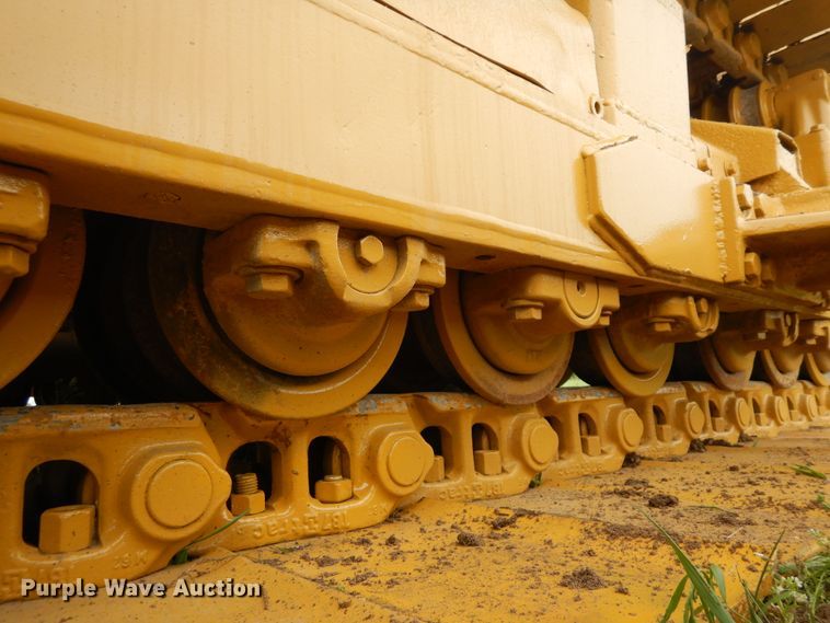 image for item DF5364 1990 Komatsu D83P  dozer