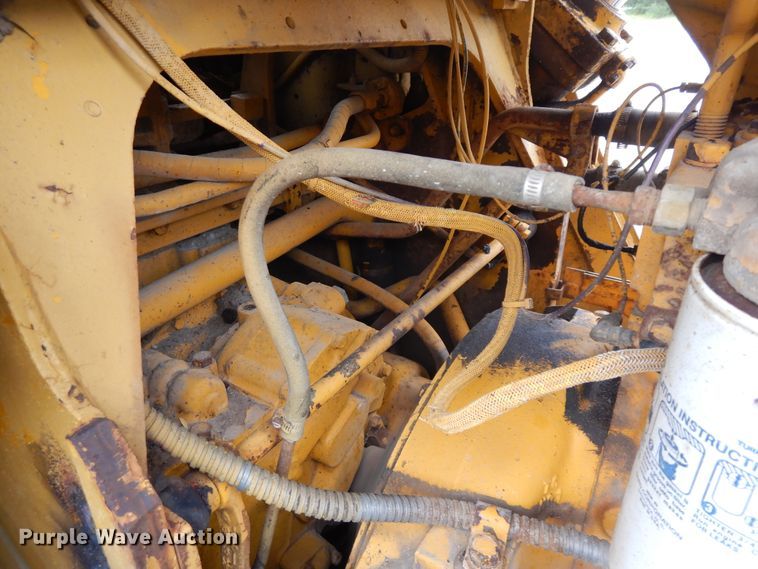 image for item DF5364 1990 Komatsu D83P  dozer