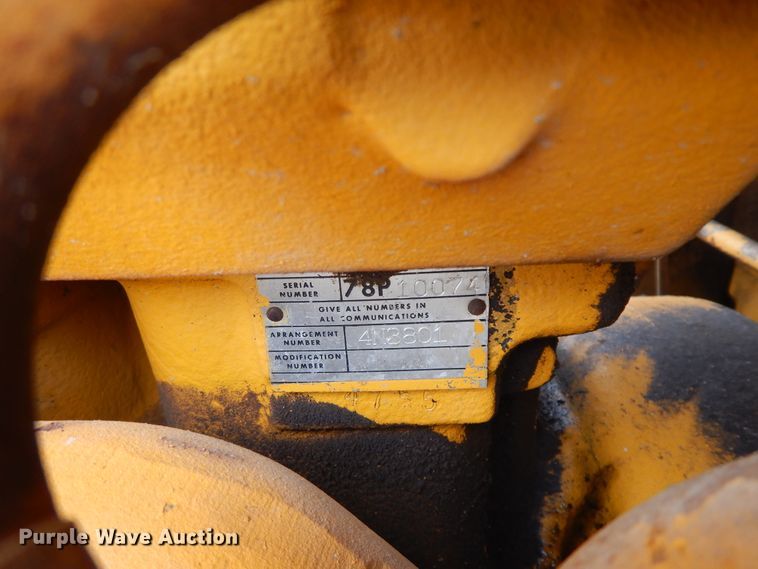 image for item DF5364 1990 Komatsu D83P  dozer