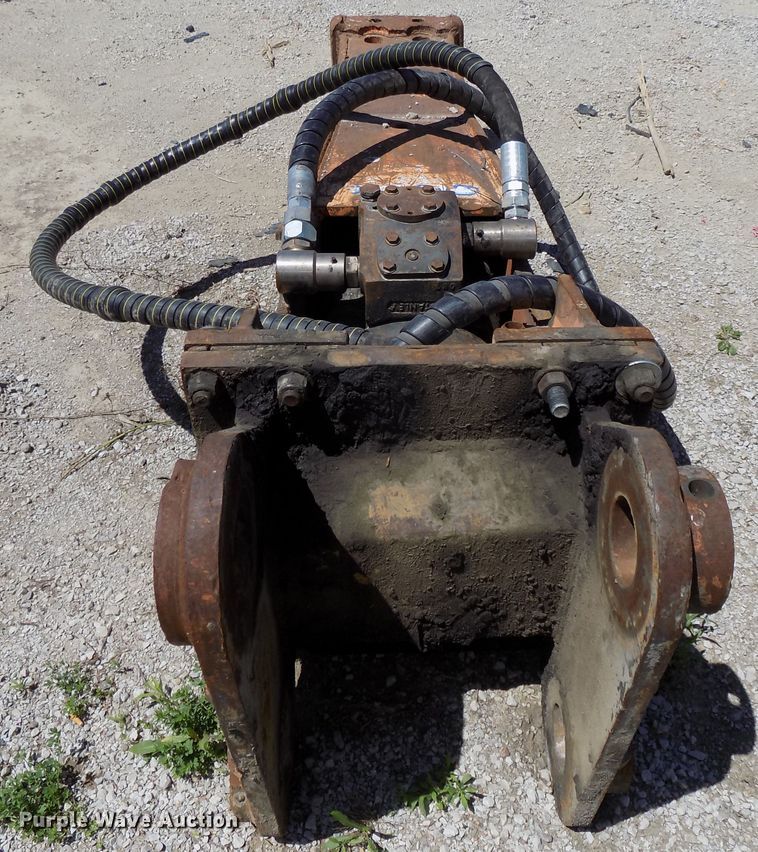 image for item DG2588 Stanley 3950 hammer