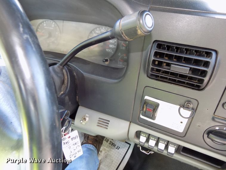 image for item DG2598 2006 Ford F550 Super Duty XL  service truck