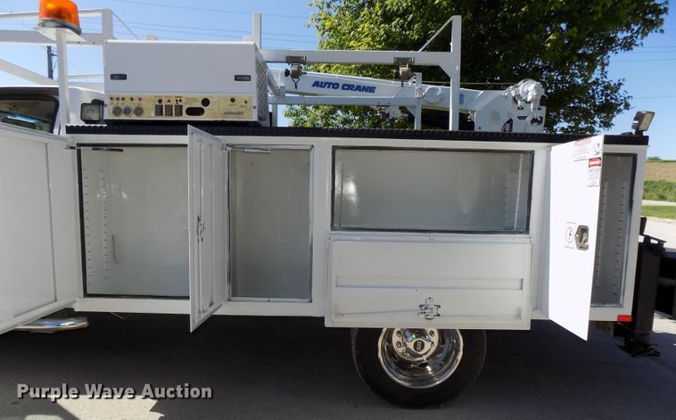 image for item DG2598 2006 Ford F550 Super Duty XL  service truck