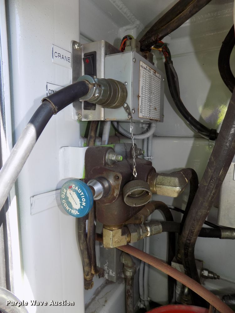 image for item DG2598 2006 Ford F550 Super Duty XL  service truck