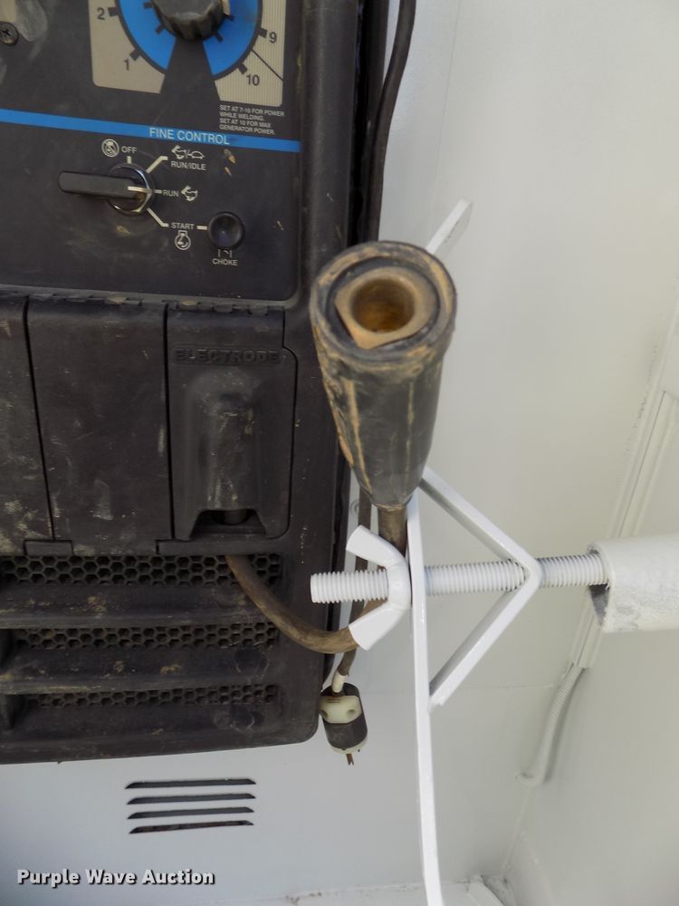 image for item DG2598 2006 Ford F550 Super Duty XL  service truck