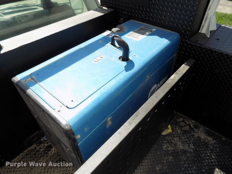 image for item DG2598 2006 Ford F550 Super Duty XL  service truck