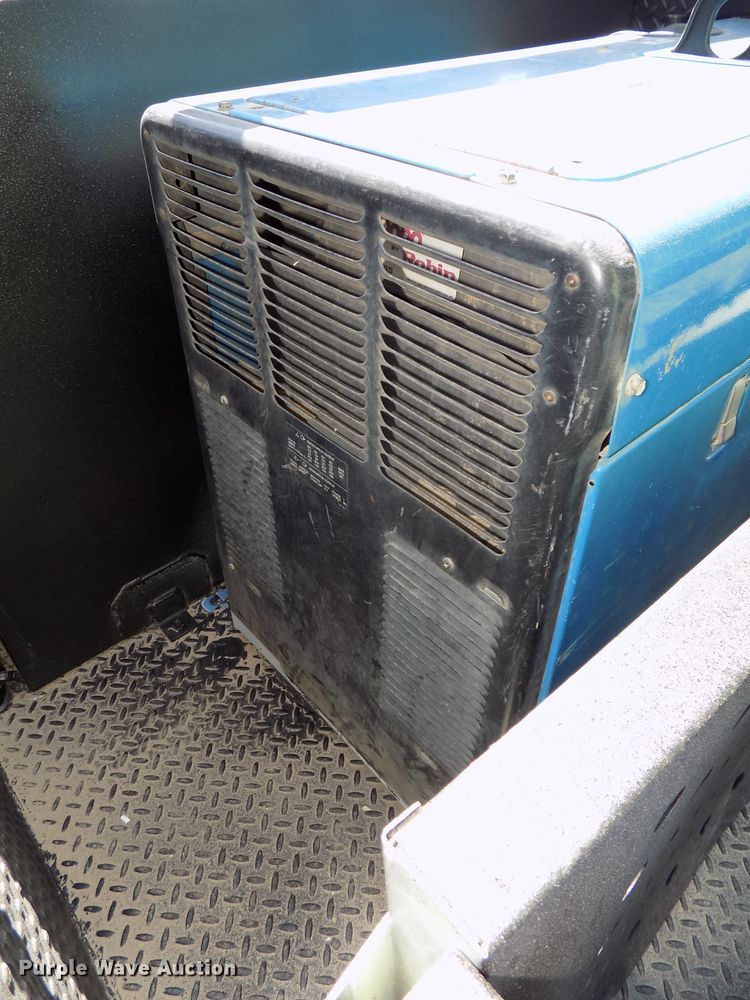 image for item DG2598 2006 Ford F550 Super Duty XL  service truck