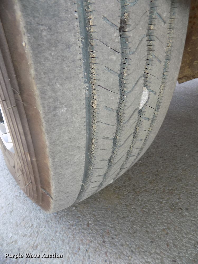 image for item DG2598 2006 Ford F550 Super Duty XL  service truck