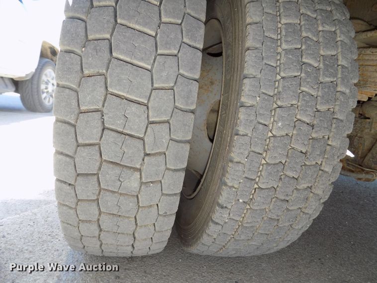 image for item DG2598 2006 Ford F550 Super Duty XL  service truck