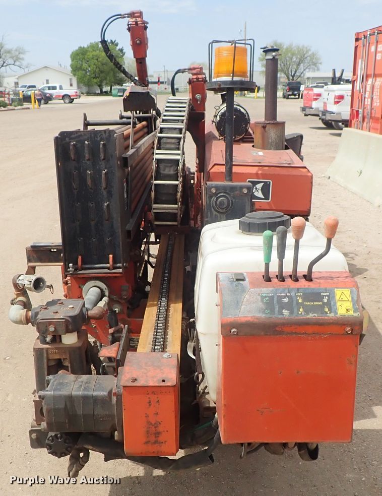 image for item DG3056 1999 Ditch Witch JT920L  directional boring unit