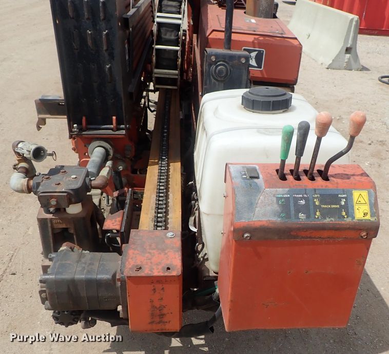 image for item DG3056 1999 Ditch Witch JT920L  directional boring unit