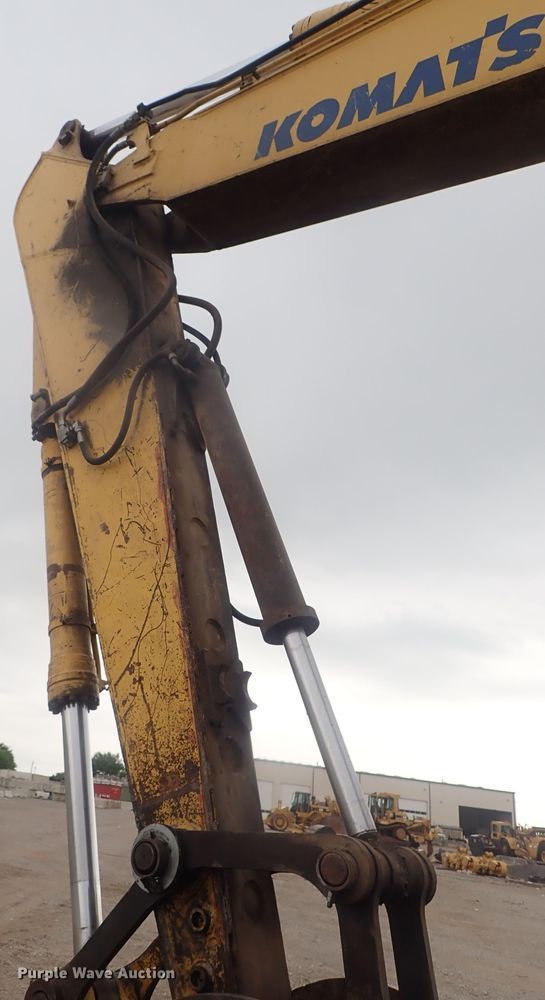 image for item DG3213 2006 Komatsu PC308USLC  excavator