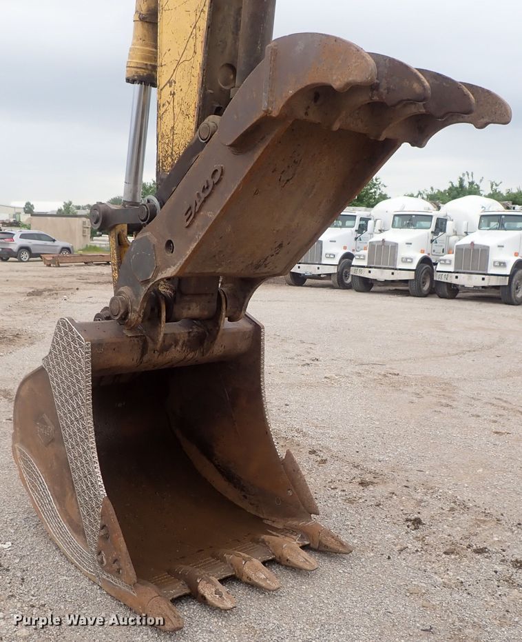 image for item DG3213 2006 Komatsu PC308USLC  excavator