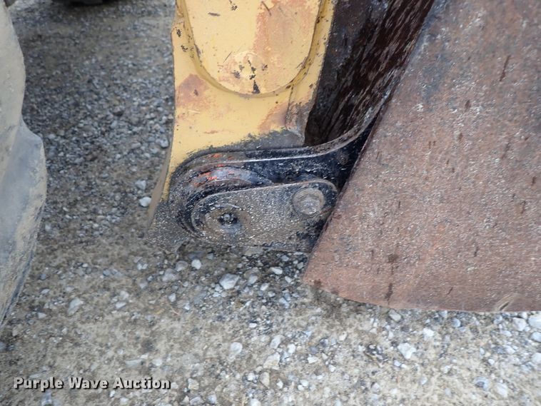 image for item DG3239 2007 Caterpillar 252B  skid steer loader