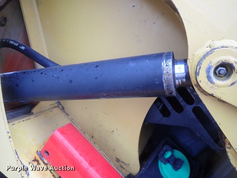 image for item DG3239 2007 Caterpillar 252B  skid steer loader