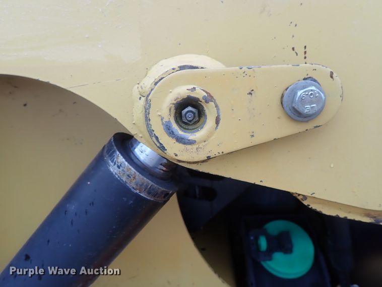 image for item DG3239 2007 Caterpillar 252B  skid steer loader