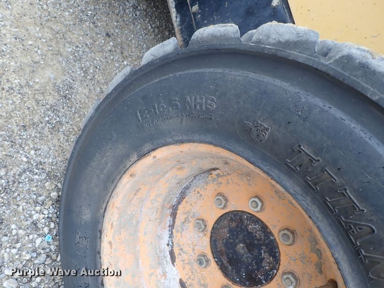 image for item DG3239 2007 Caterpillar 252B  skid steer loader