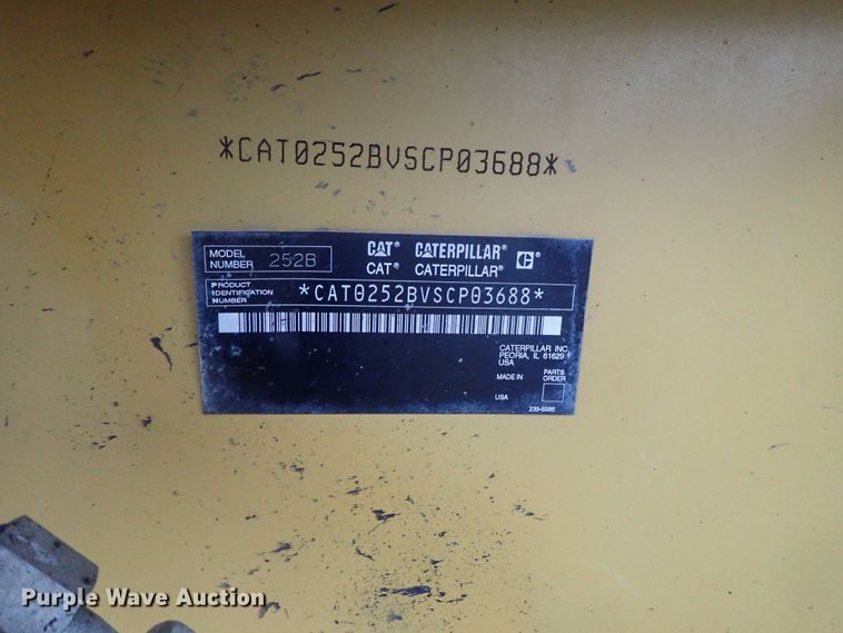 image for item DG3239 2007 Caterpillar 252B  skid steer loader