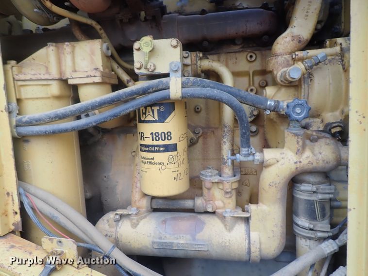 image for item DG3240 1990 Caterpillar 825C soil compactor