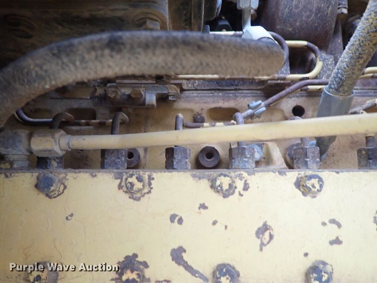 image for item DG3240 1990 Caterpillar 825C soil compactor