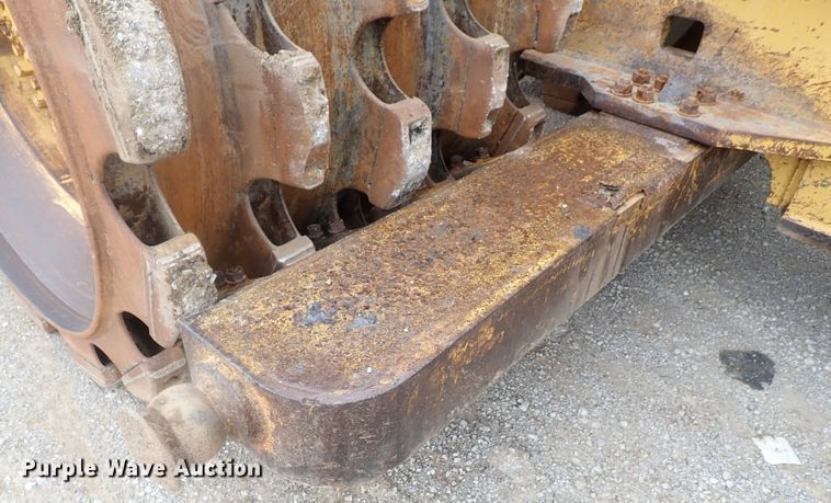 image for item DG3240 1990 Caterpillar 825C soil compactor