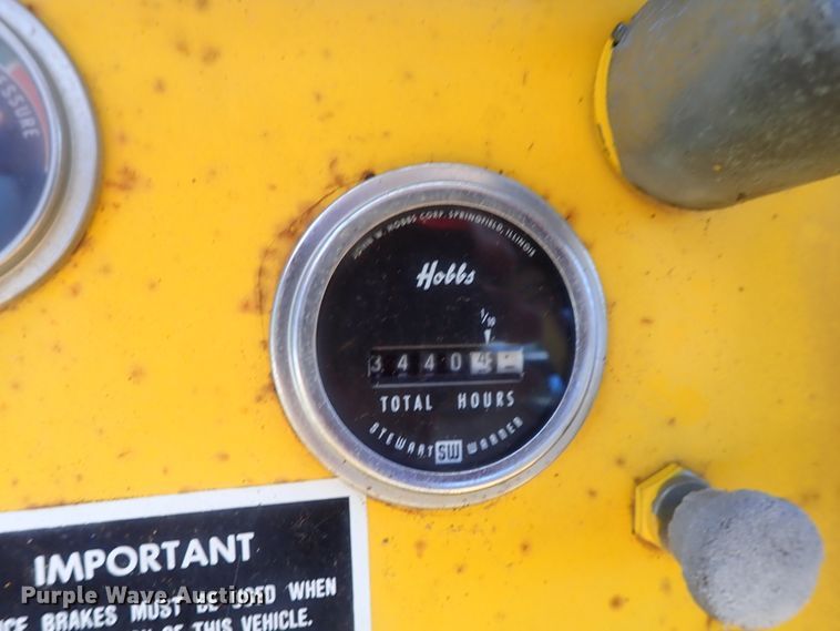 image for item DG3242 Massey Ferguson MF66  wheel loader