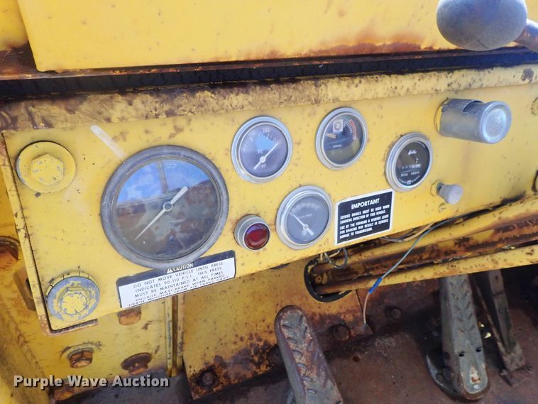 image for item DG3242 Massey Ferguson MF66  wheel loader