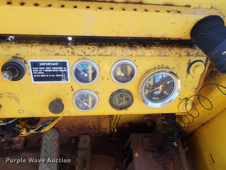 image for item DG3242 Massey Ferguson MF66  wheel loader