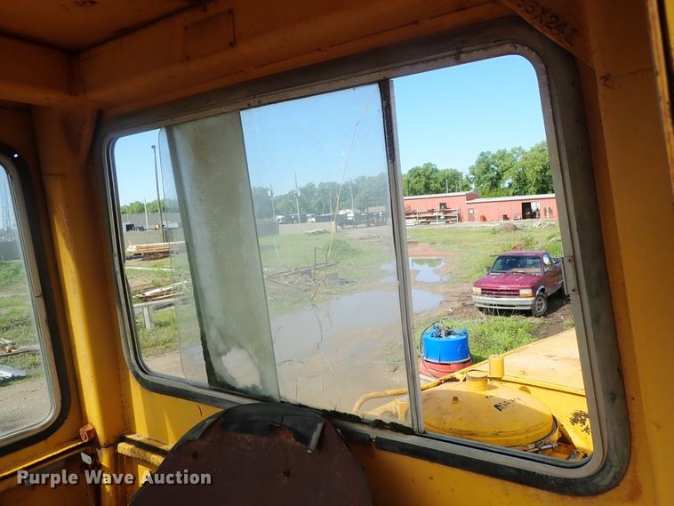 image for item DG3242 Massey Ferguson MF66  wheel loader