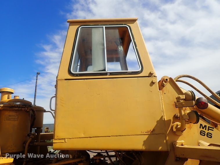 image for item DG3242 Massey Ferguson MF66  wheel loader