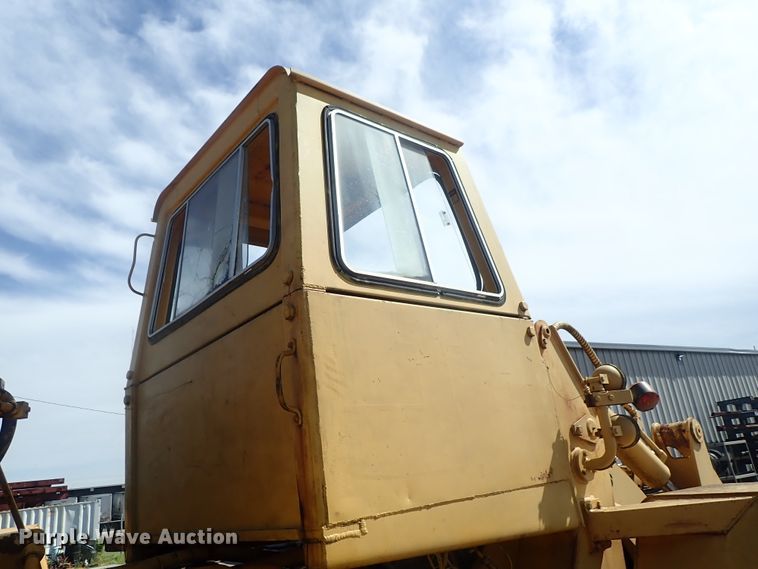 image for item DG3242 Massey Ferguson MF66  wheel loader