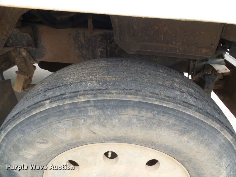 image for item DG5693 1991 Mack CH613  tank truck