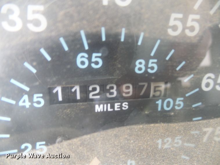 image for item DG5693 1991 Mack CH613  tank truck