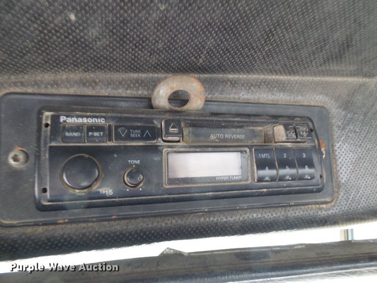 image for item DG5693 1991 Mack CH613  tank truck