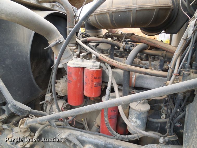 image for item DG5693 1991 Mack CH613  tank truck