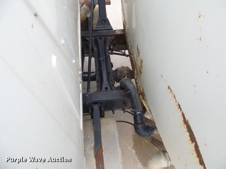 image for item DG5694 1995 Mack CH613  tank truck