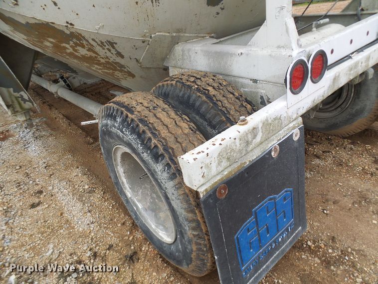 image for item DG5695 1981 Fruehauf 4BL012520 pneumatic dry bulk concrete trailer