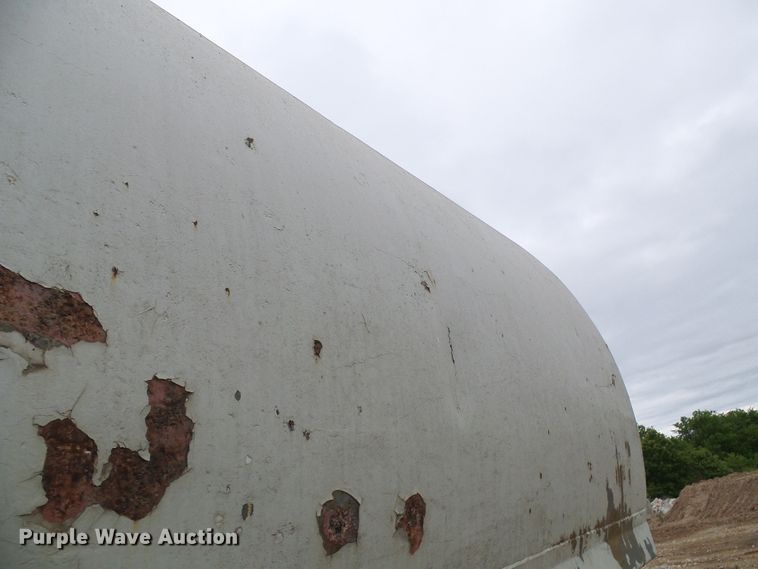 image for item DG5695 1981 Fruehauf 4BL012520 pneumatic dry bulk concrete trailer