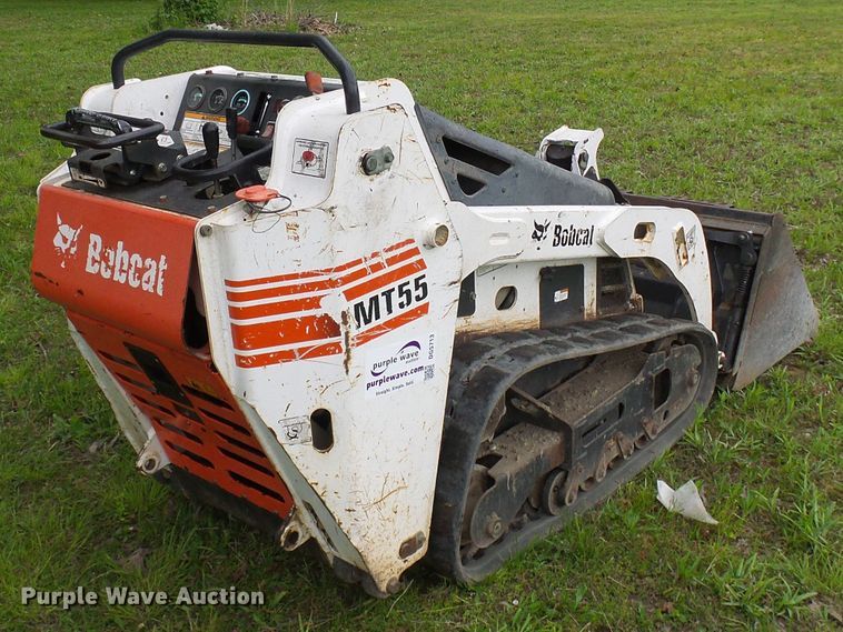 image for item DG5713 2011 Bobcat MT55  compact utility loader