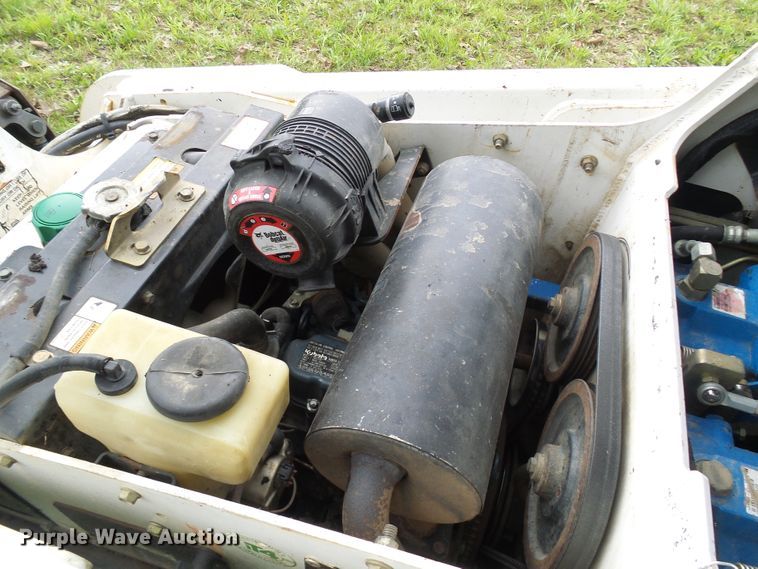 image for item DG5713 2011 Bobcat MT55  compact utility loader