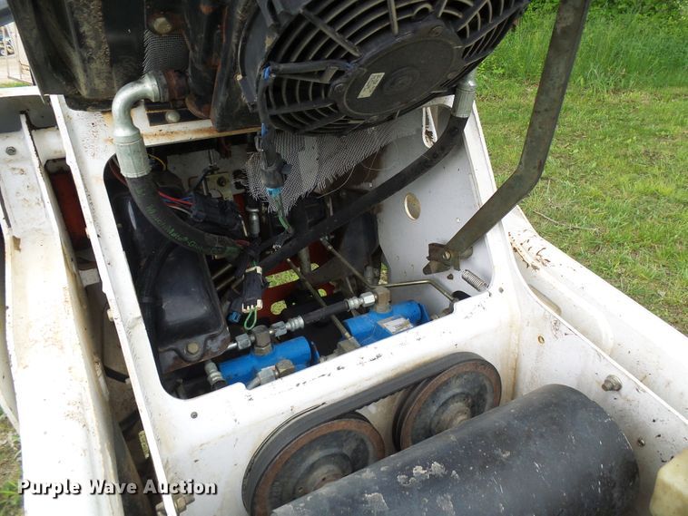 image for item DG5713 2011 Bobcat MT55  compact utility loader