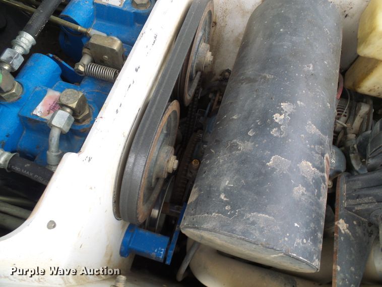 image for item DG5713 2011 Bobcat MT55  compact utility loader