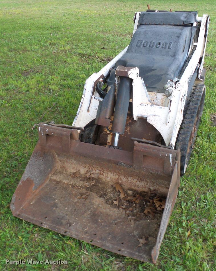 image for item DG5714 2002 Bobcat MT50  compact utility loader