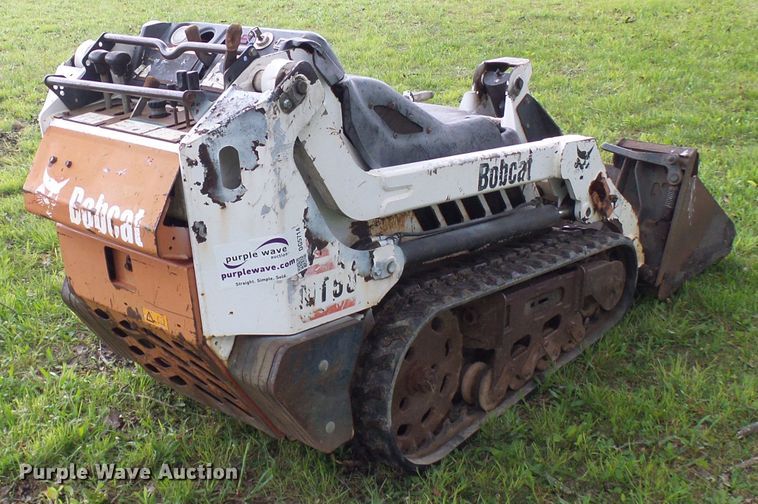 image for item DG5714 2002 Bobcat MT50  compact utility loader