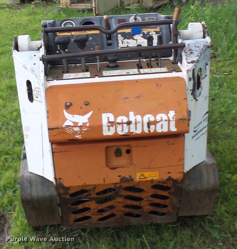 image for item DG5714 2002 Bobcat MT50  compact utility loader