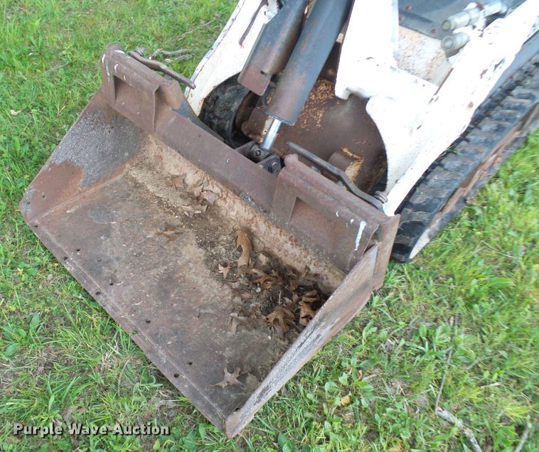 image for item DG5714 2002 Bobcat MT50  compact utility loader